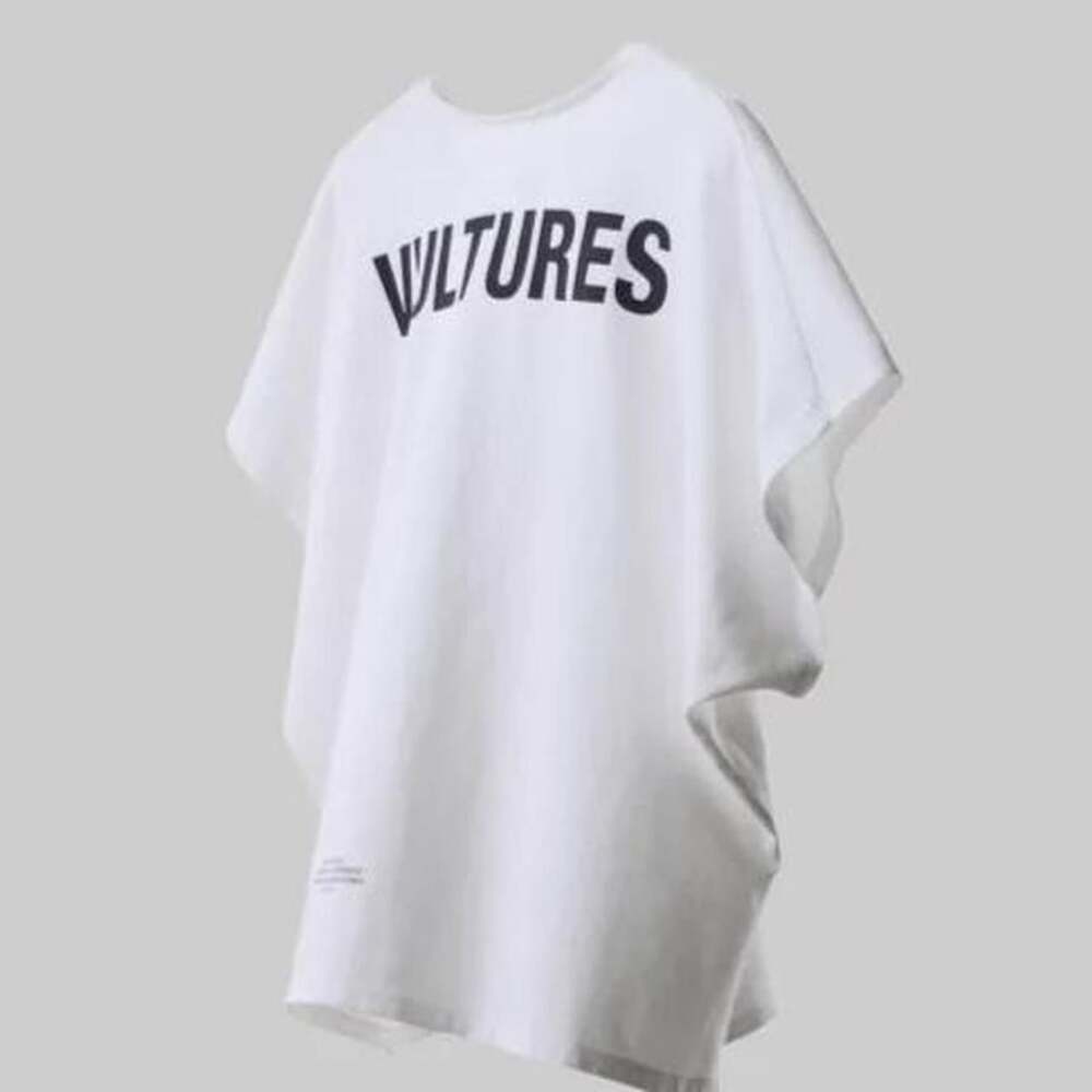 ¥$ Vultures Korea Listening Experience Box Fit T-Shirt Size 2 Medium